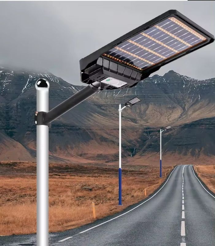 Material ABS Sensor de movimiento solar Inmuevo de seguridad IP68 All In One Luz de calle LED