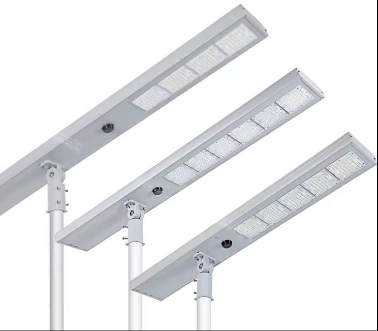 Luces solares LED de larga duración e impermeables para una instalación exterior sencilla