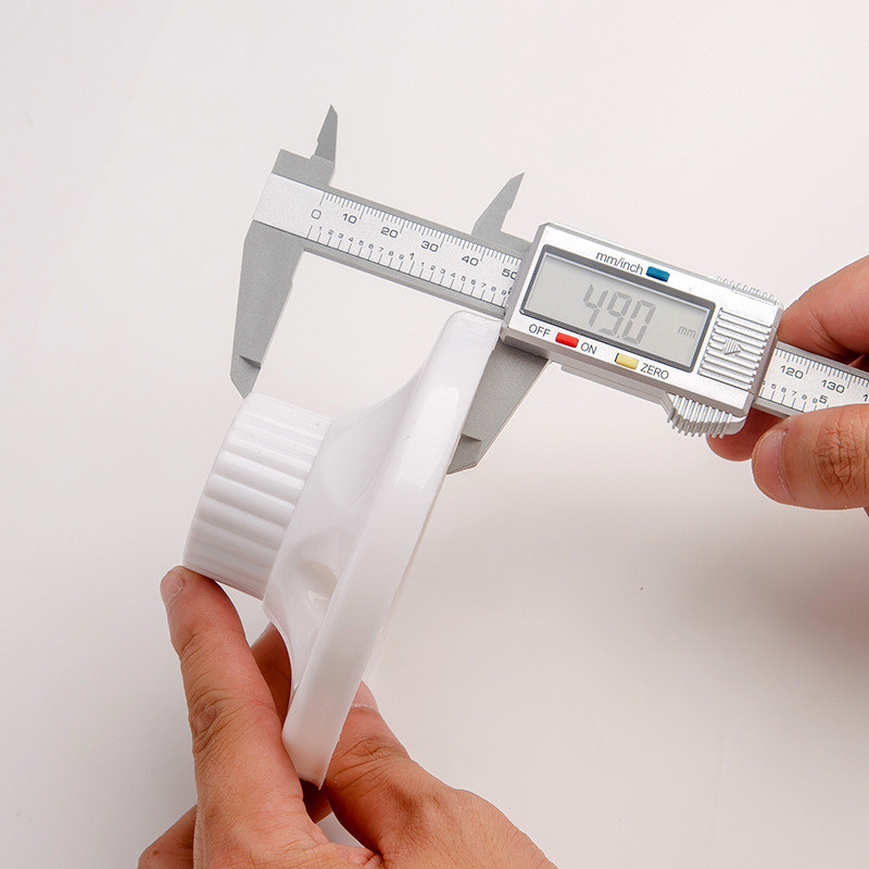 Sillón de base de lámpara plana blanca tipo E27 Portador de lámpara de estilo tornillo con voltaje nominal de 220 V